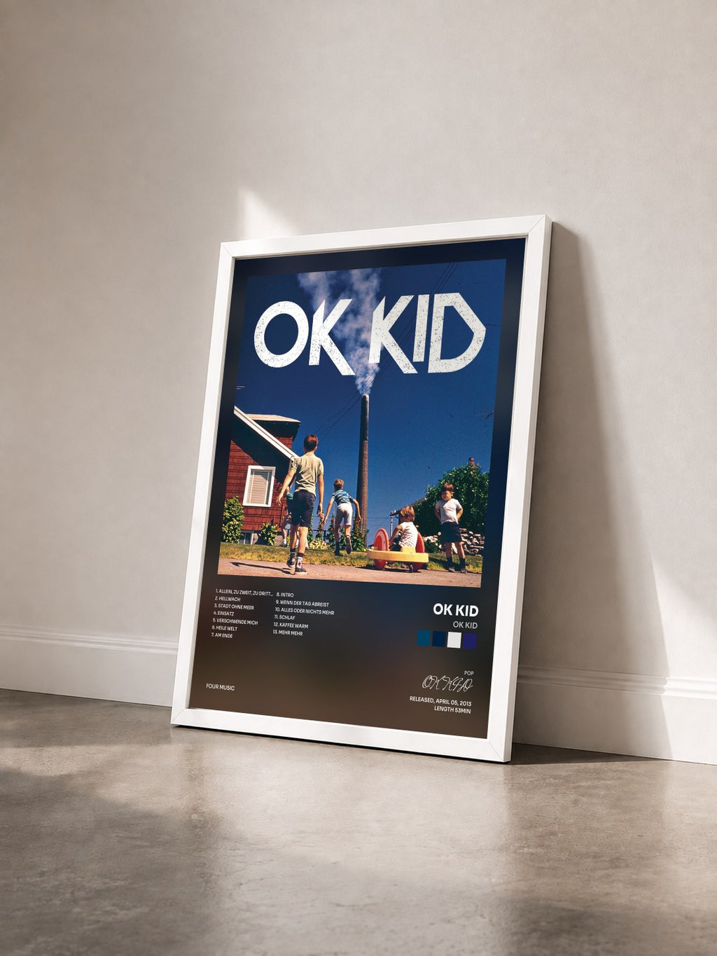 #blanc Tableau de l'album OK KID de OK KID vu de trois quarts, cadre blanc