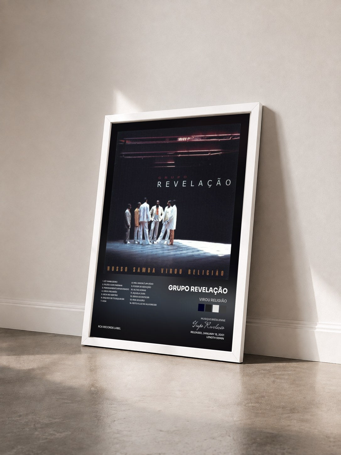 #blanc Tableau de l'album Virou Religião de Grupo Revelação vu de trois quarts, cadre blanc