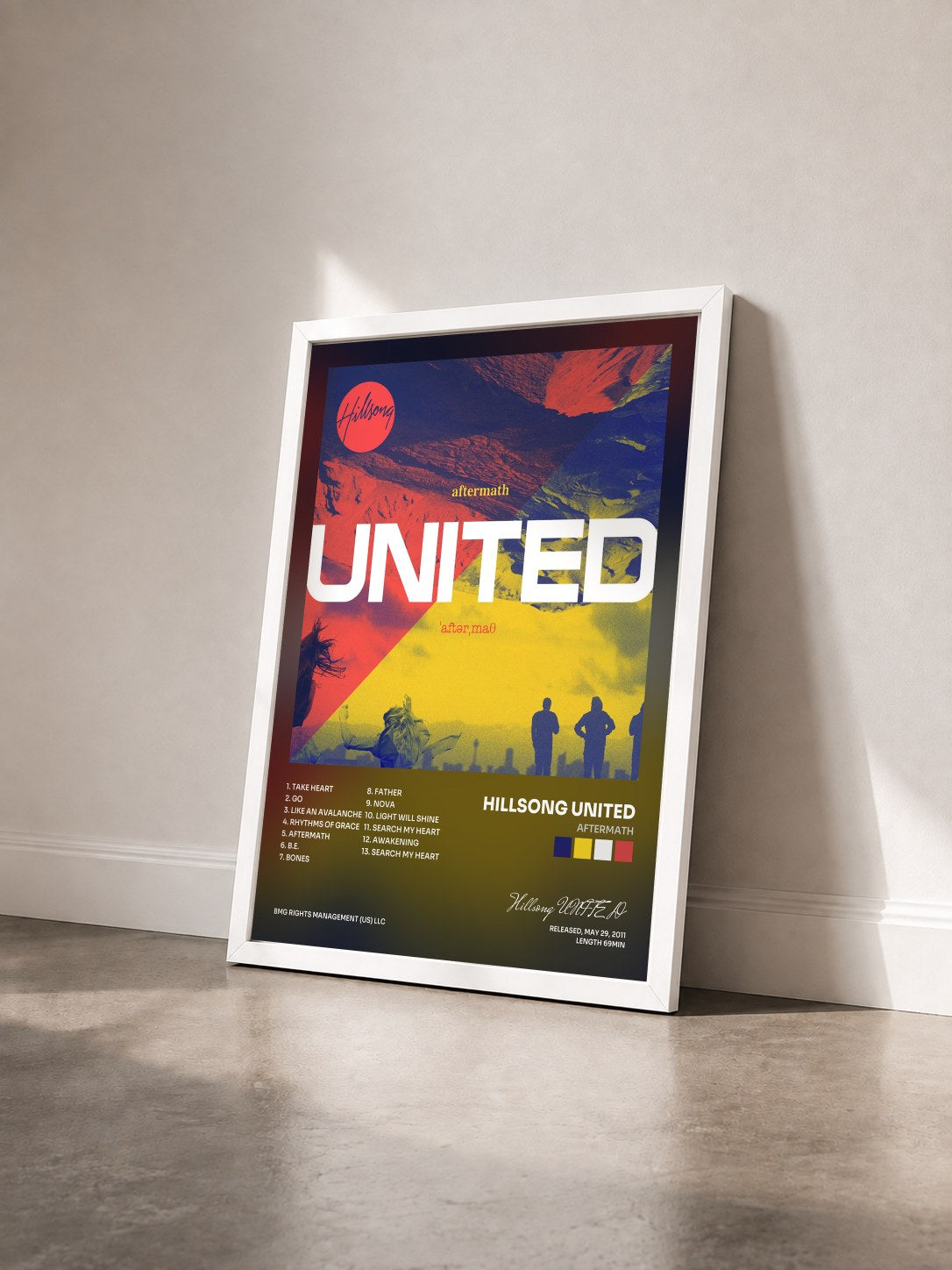 #blanc Tableau de l'album Aftermath de Hillsong UNITED vu de trois quarts, cadre blanc