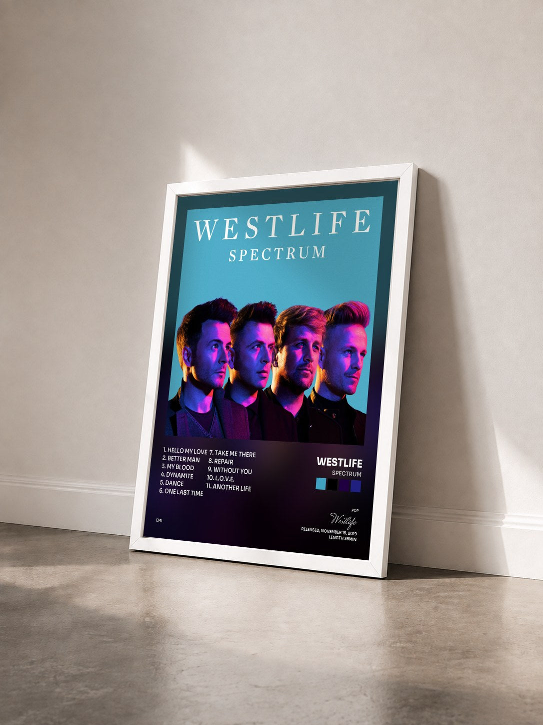 #blanc Tableau de l'album Spectrum de Westlife vu de trois quarts, cadre blanc