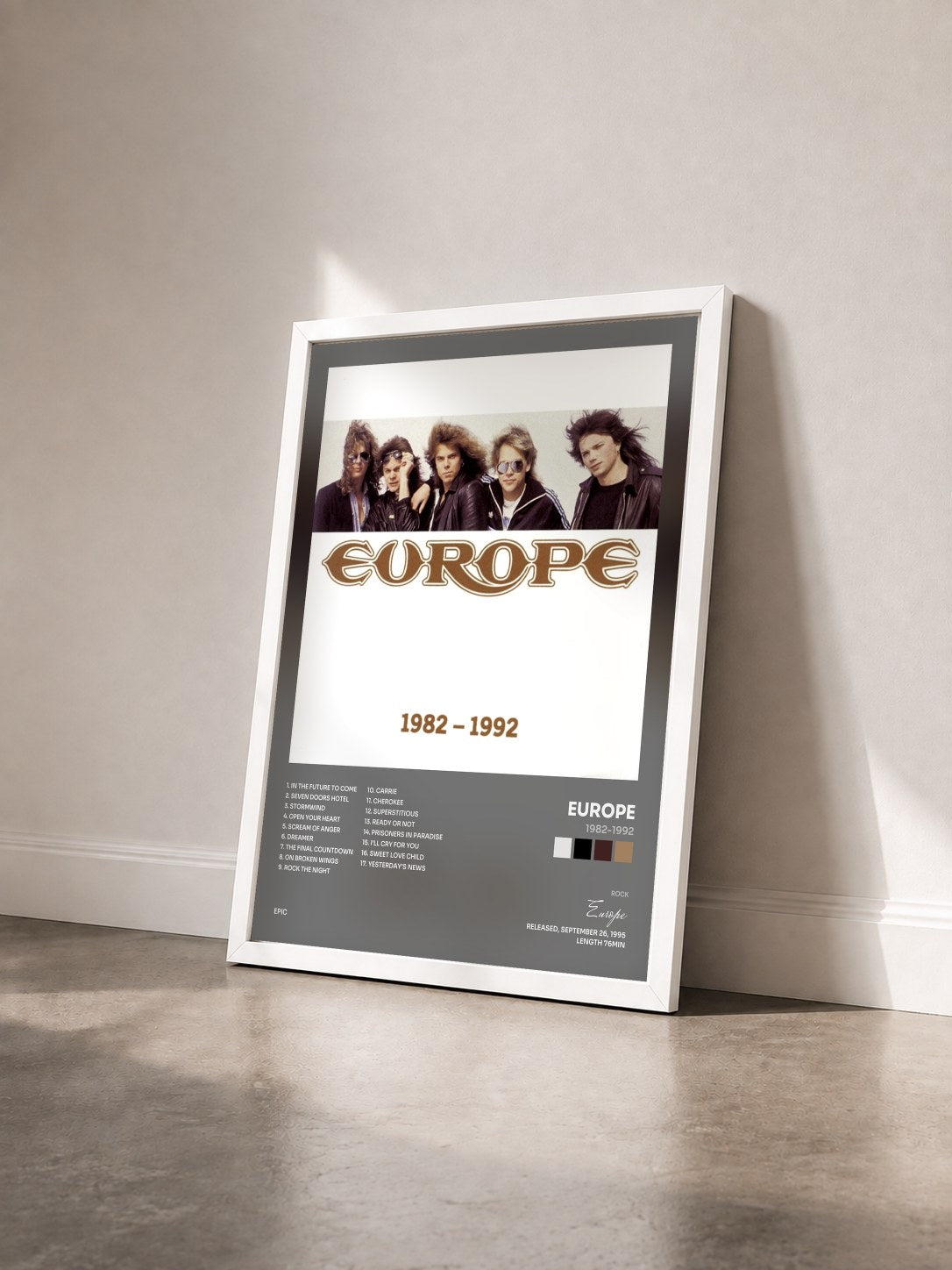 #blanc Tableau de l'album 1982-1992 de Europe vu de trois quarts, cadre blanc
