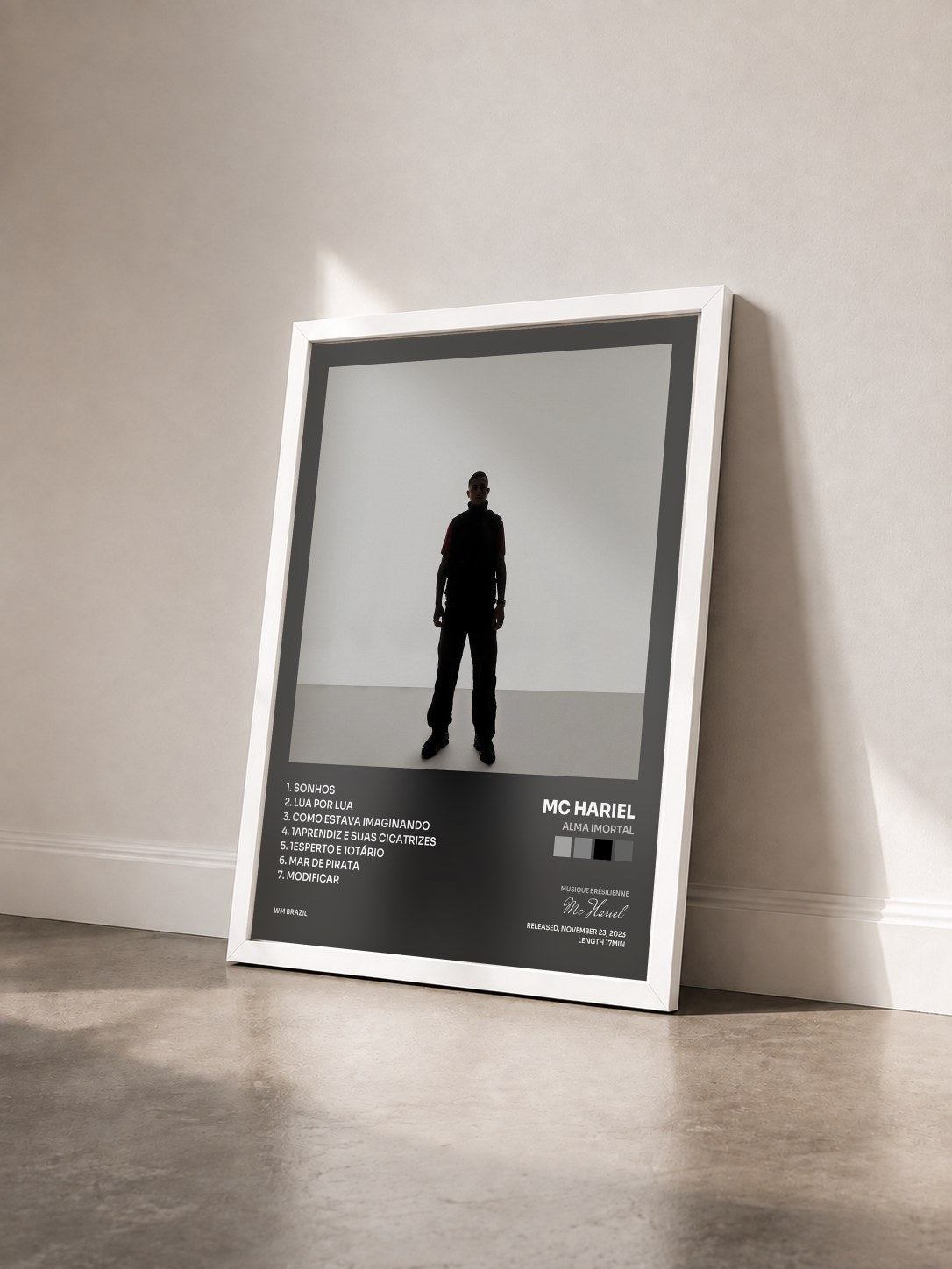 #blanc Tableau de l'album ALMA IMORTAL de Mc Hariel vu de trois quarts, cadre blanc
