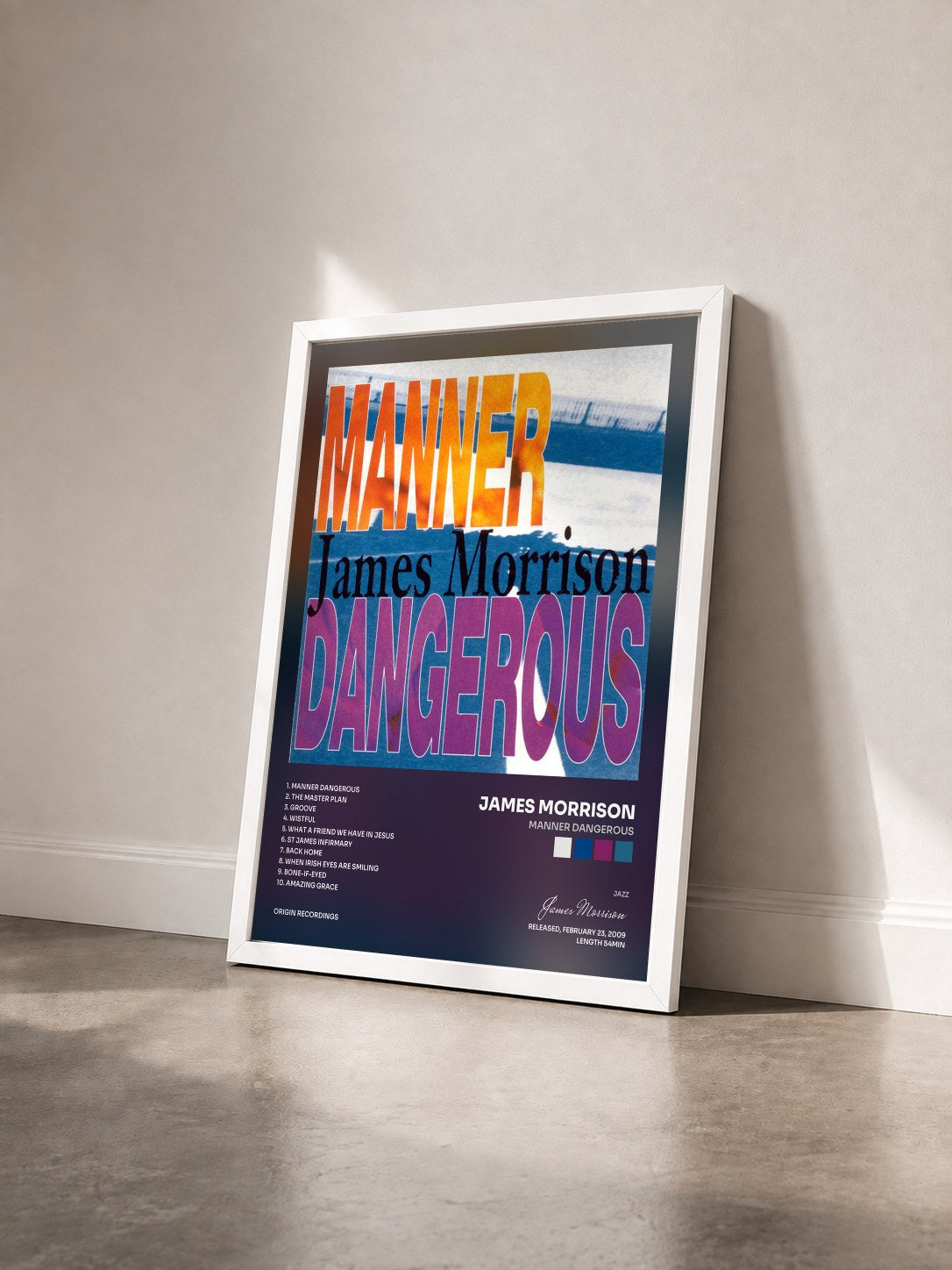 #blanc Tableau de l'album Manner Dangerous de James Morrison vu de trois quarts, cadre blanc
