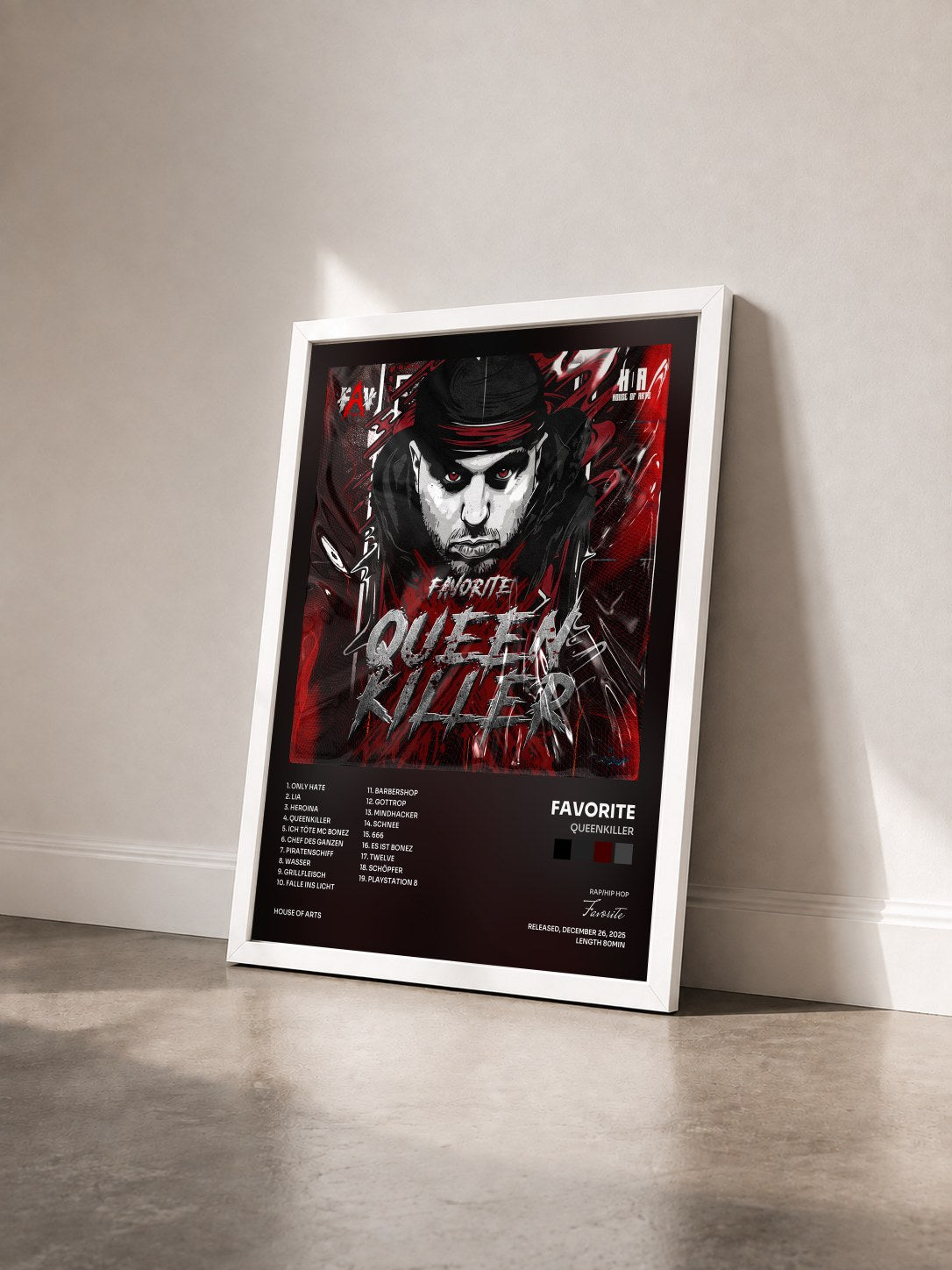 #blanc Tableau de l'album Queenkiller de Favorite vu de trois quarts, cadre blanc