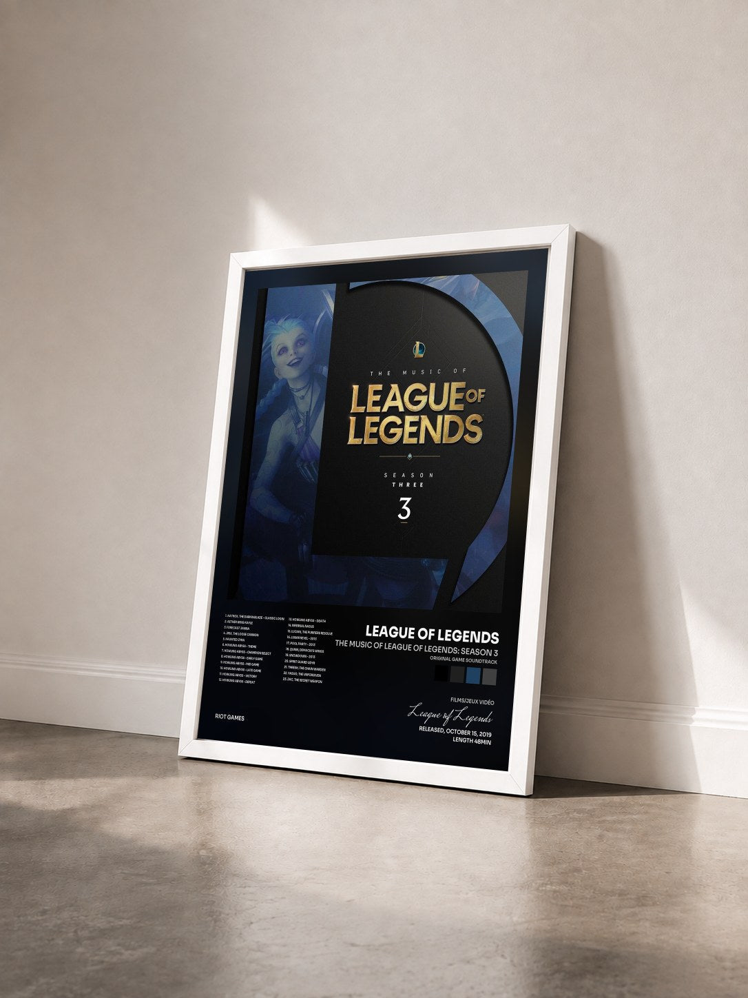 #blanc Tableau de l'album The Music of League of Legends: Season 3 (Original Game Soundtrack) de League of Legends vu de trois quarts, cadre blanc