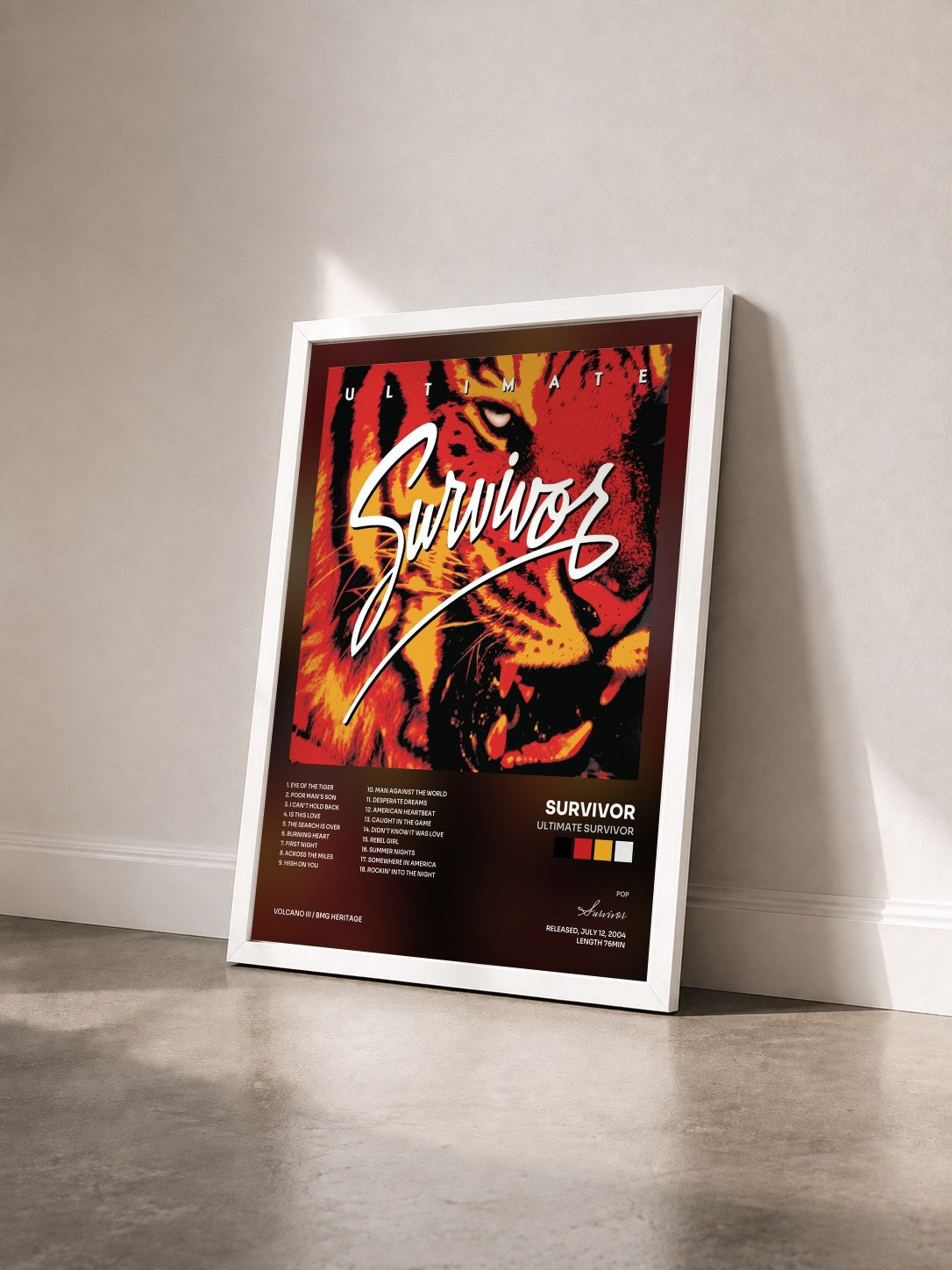 #blanc Tableau de l'album Ultimate Survivor de Survivor vu de trois quarts, cadre blanc