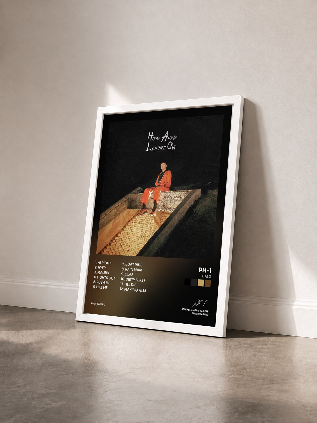 #blanc Tableau de l'album HALO de pH-1 vu de trois quarts, cadre blanc