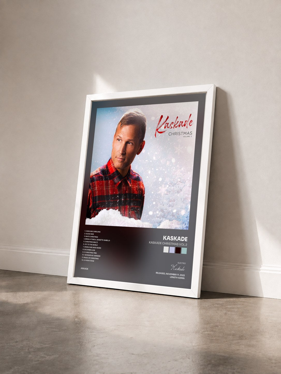 #blanc Tableau de l'album Kaskade Christmas Vol 2 de Kaskade vu de trois quarts, cadre blanc