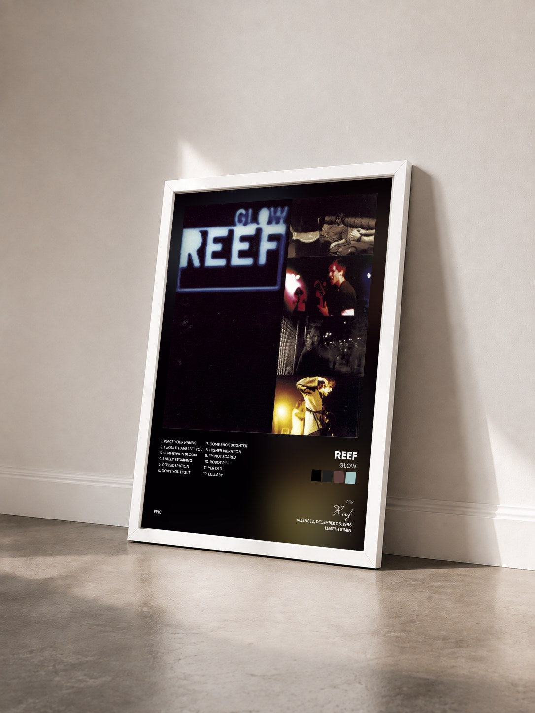 #blanc Tableau de l'album Glow de Reef vu de trois quarts, cadre blanc