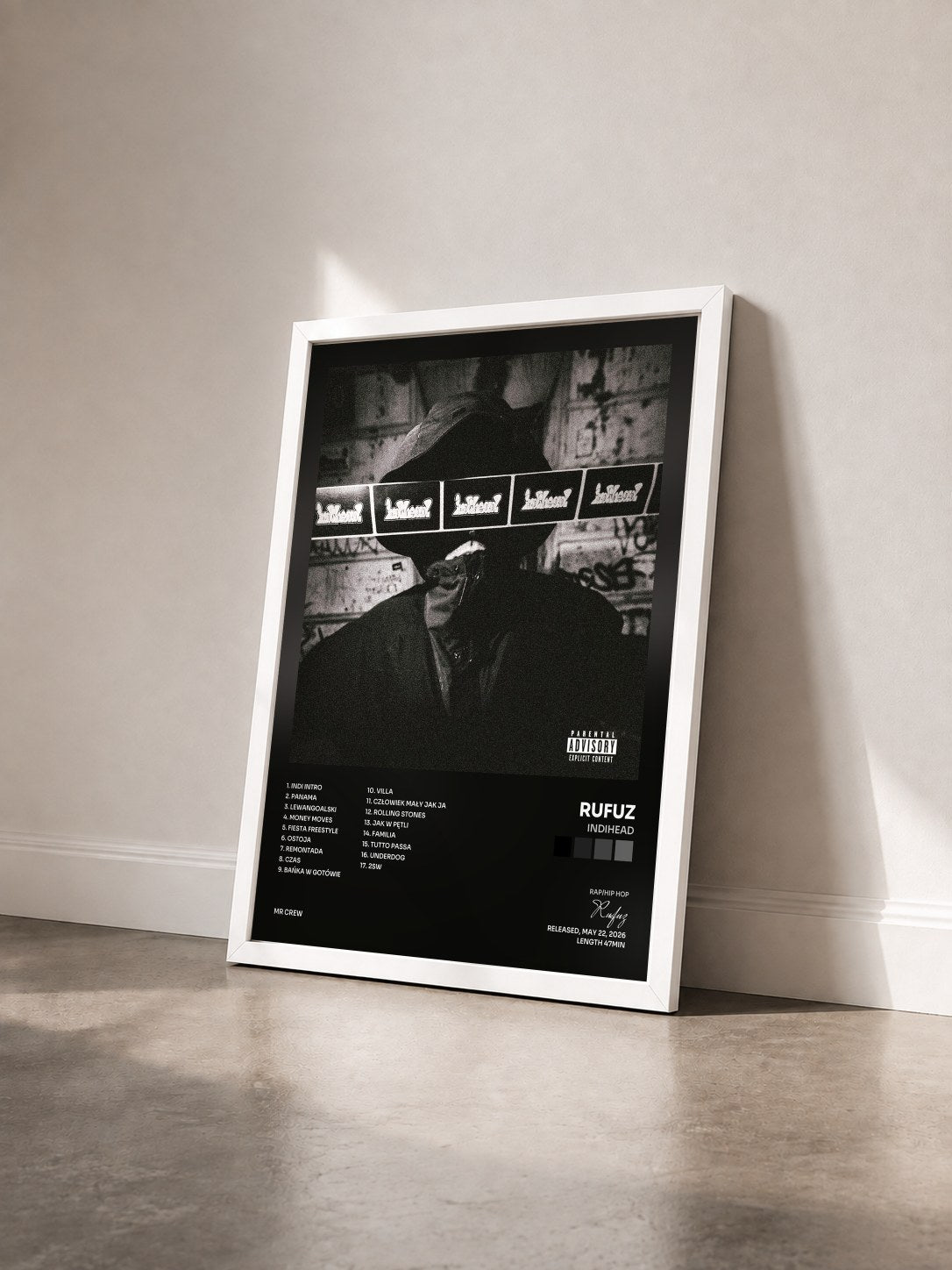 #blanc Tableau de l'album INDIHEAD de Rufuz vu de trois quarts, cadre blanc