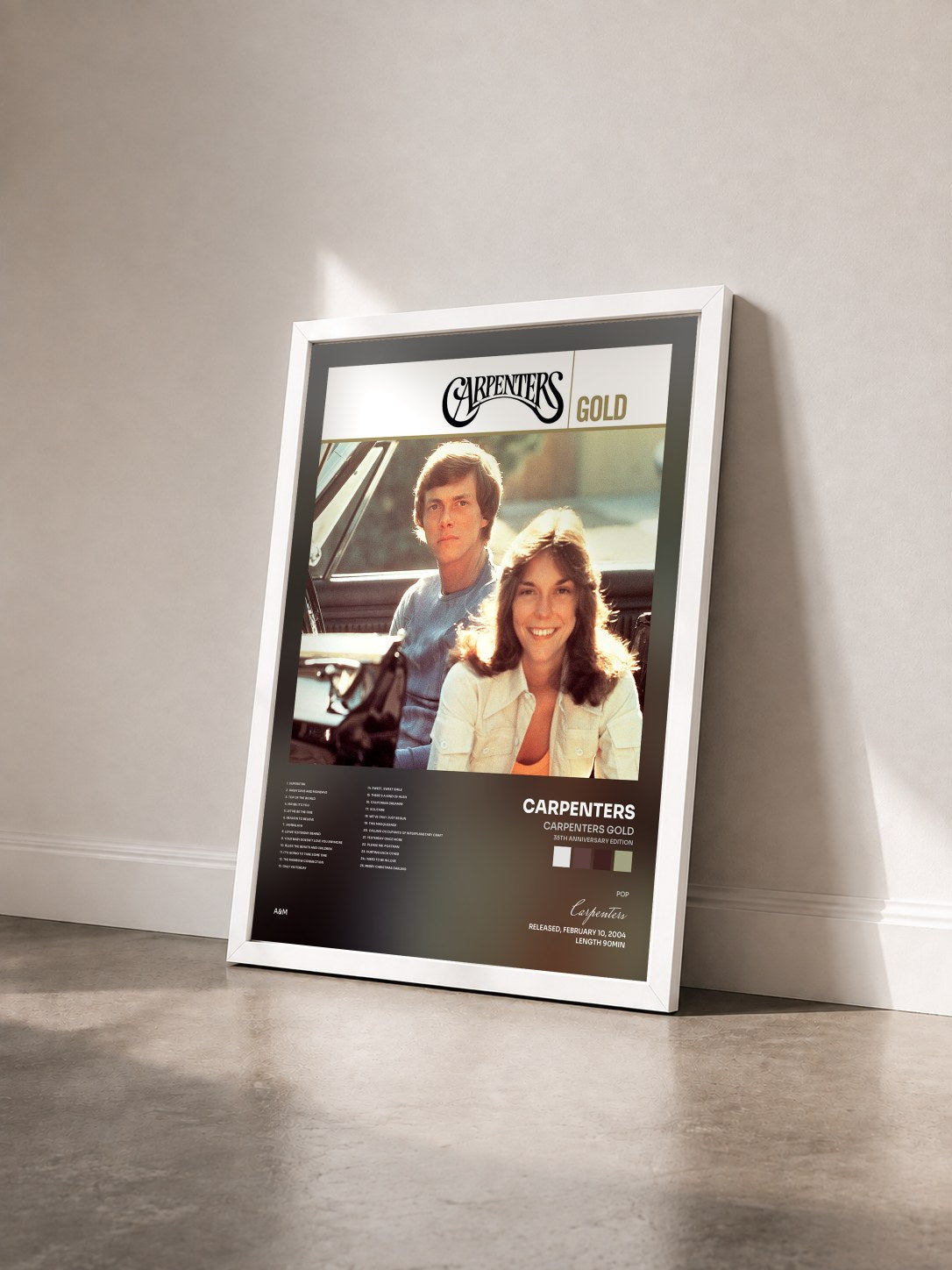 #blanc Tableau de l'album Carpenters Gold (35th Anniversary Edition) de Carpenters vu de trois quarts, cadre blanc