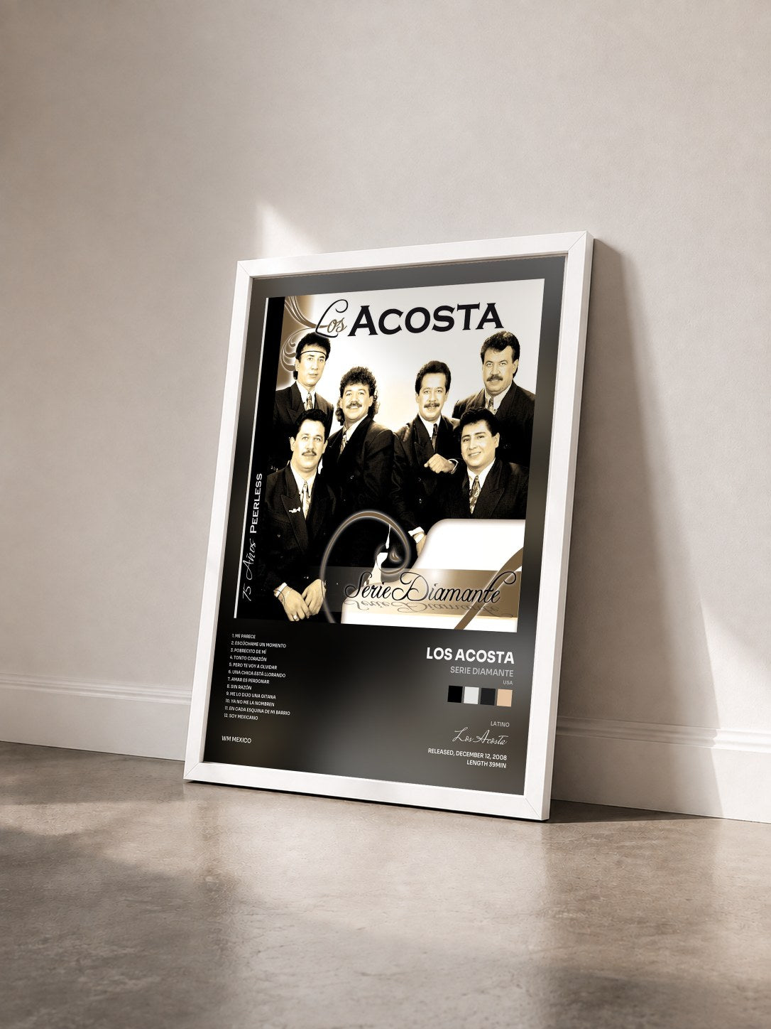 #blanc Tableau de l'album Serie Diamante (USA) de Los Acosta vu de trois quarts, cadre blanc