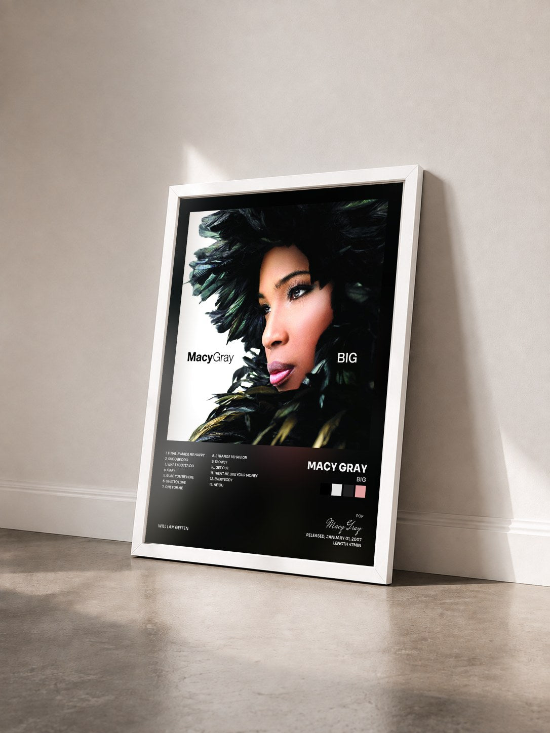 #blanc Tableau de l'album Big de Macy Gray vu de trois quarts, cadre blanc