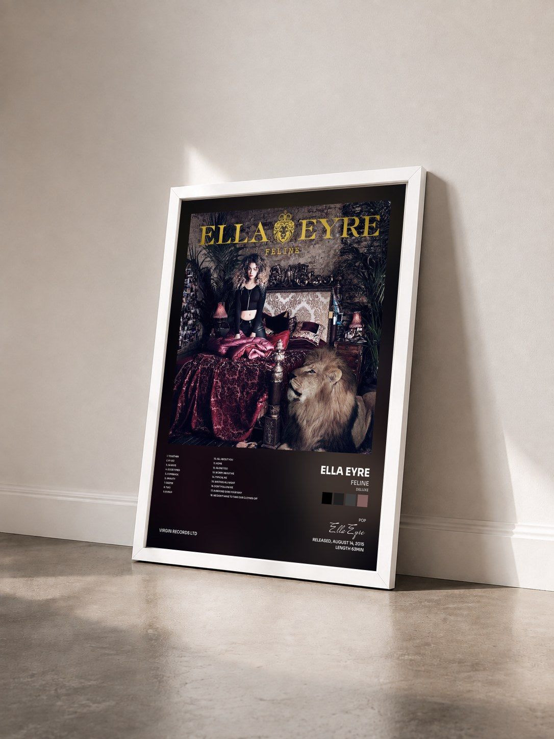 #blanc Tableau de l'album Feline (Deluxe) de Ella Eyre vu de trois quarts, cadre blanc