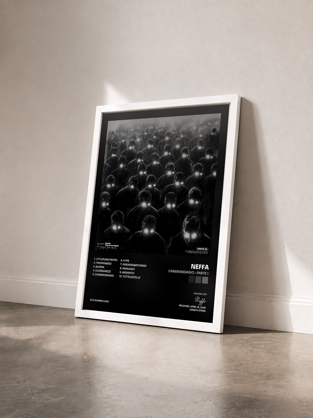 #blanc Tableau de l'album Canerandagio - Parte 1 de Neffa vu de trois quarts, cadre blanc