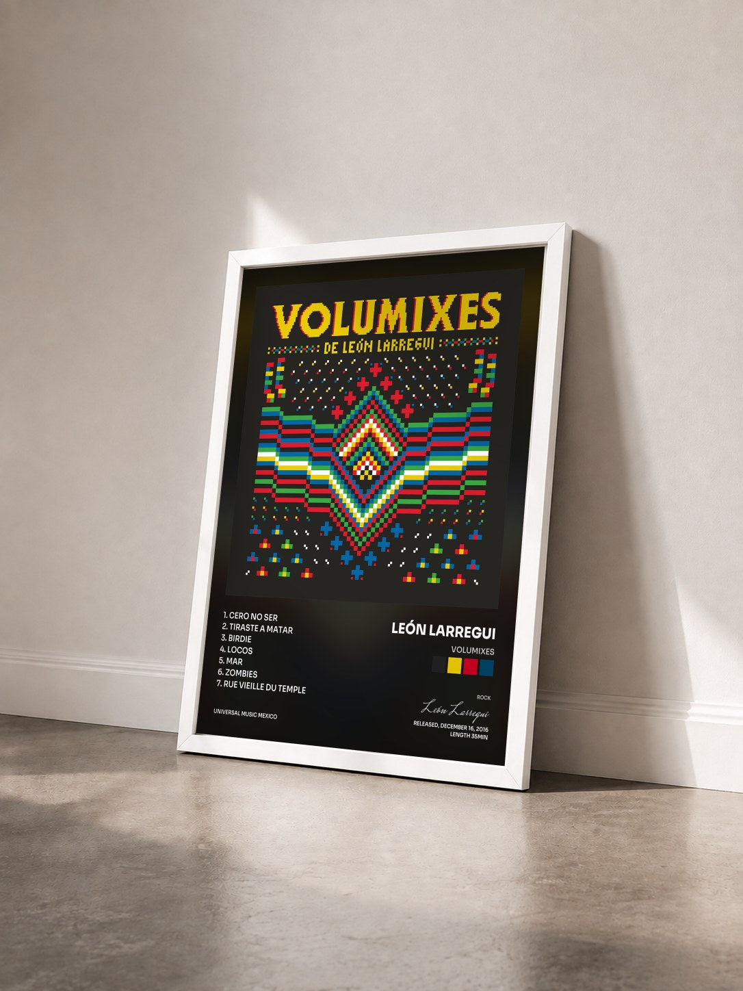 #blanc Tableau de l'album Volumixes de León Larregui vu de trois quarts, cadre blanc