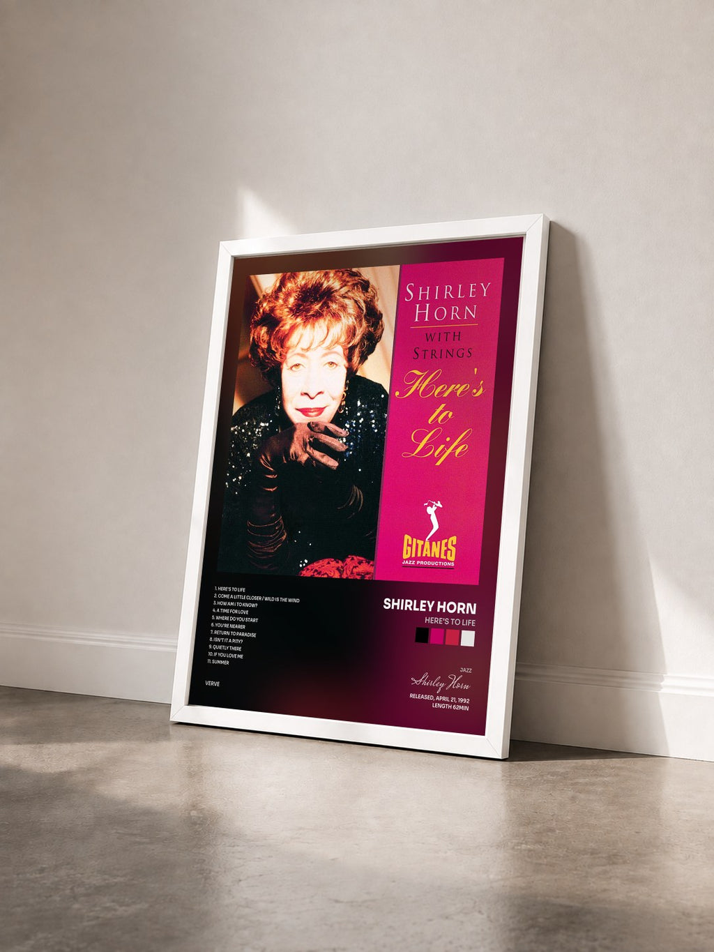 #blanc Tableau de l'album Here's To Life de Shirley Horn vu de trois quarts, cadre blanc