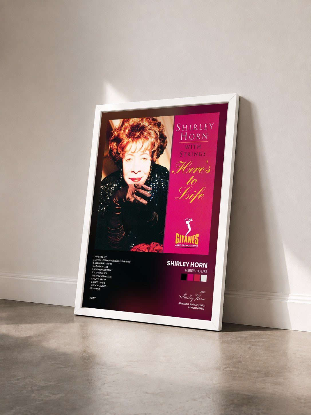 #blanc Tableau de l'album Here's To Life de Shirley Horn vu de trois quarts, cadre blanc