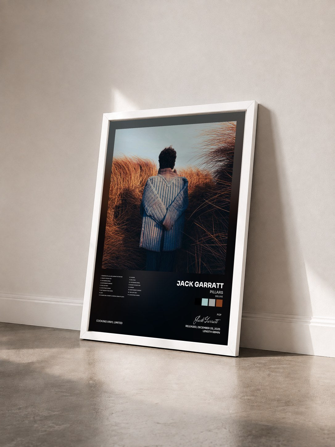 #blanc Tableau de l'album Pillars (Deluxe) de Jack Garratt vu de trois quarts, cadre blanc