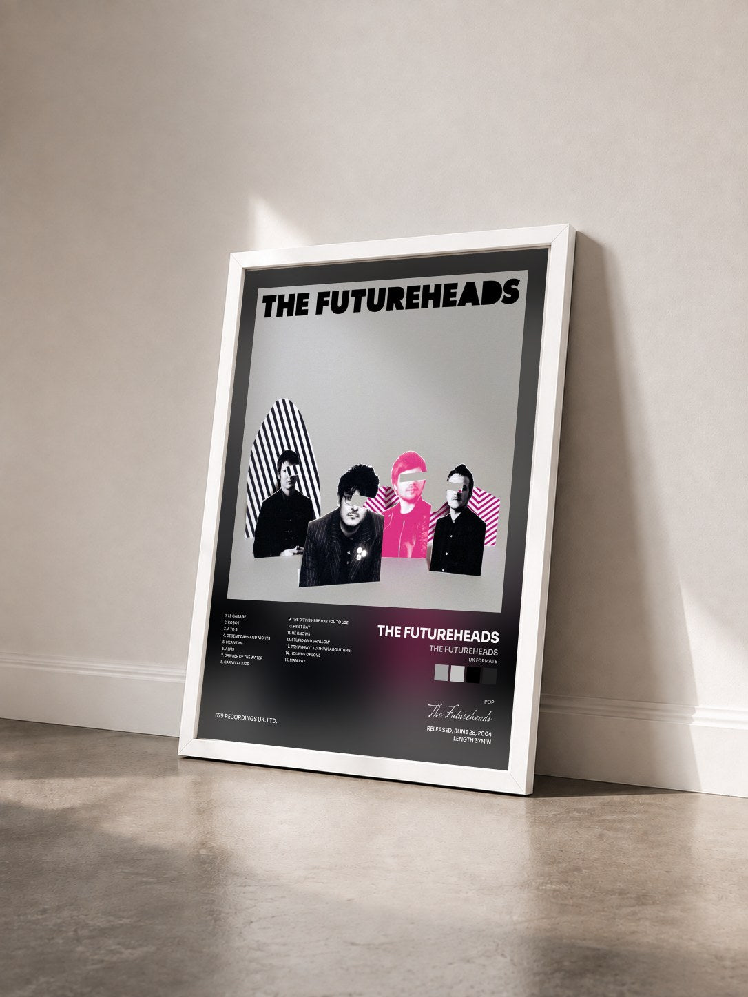 #blanc Tableau de l'album The Futureheads (- UK Formats) de The Futureheads vu de trois quarts, cadre blanc