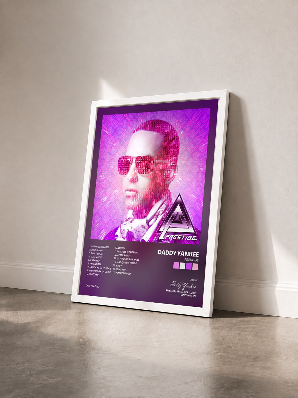 #blanc Tableau de l'album Prestige de Daddy Yankee vu de trois quarts, cadre blanc
