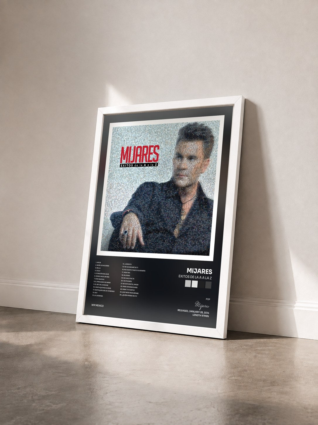 #blanc Tableau de l'album Exitos De la A a la Z de Mijares vu de trois quarts, cadre blanc