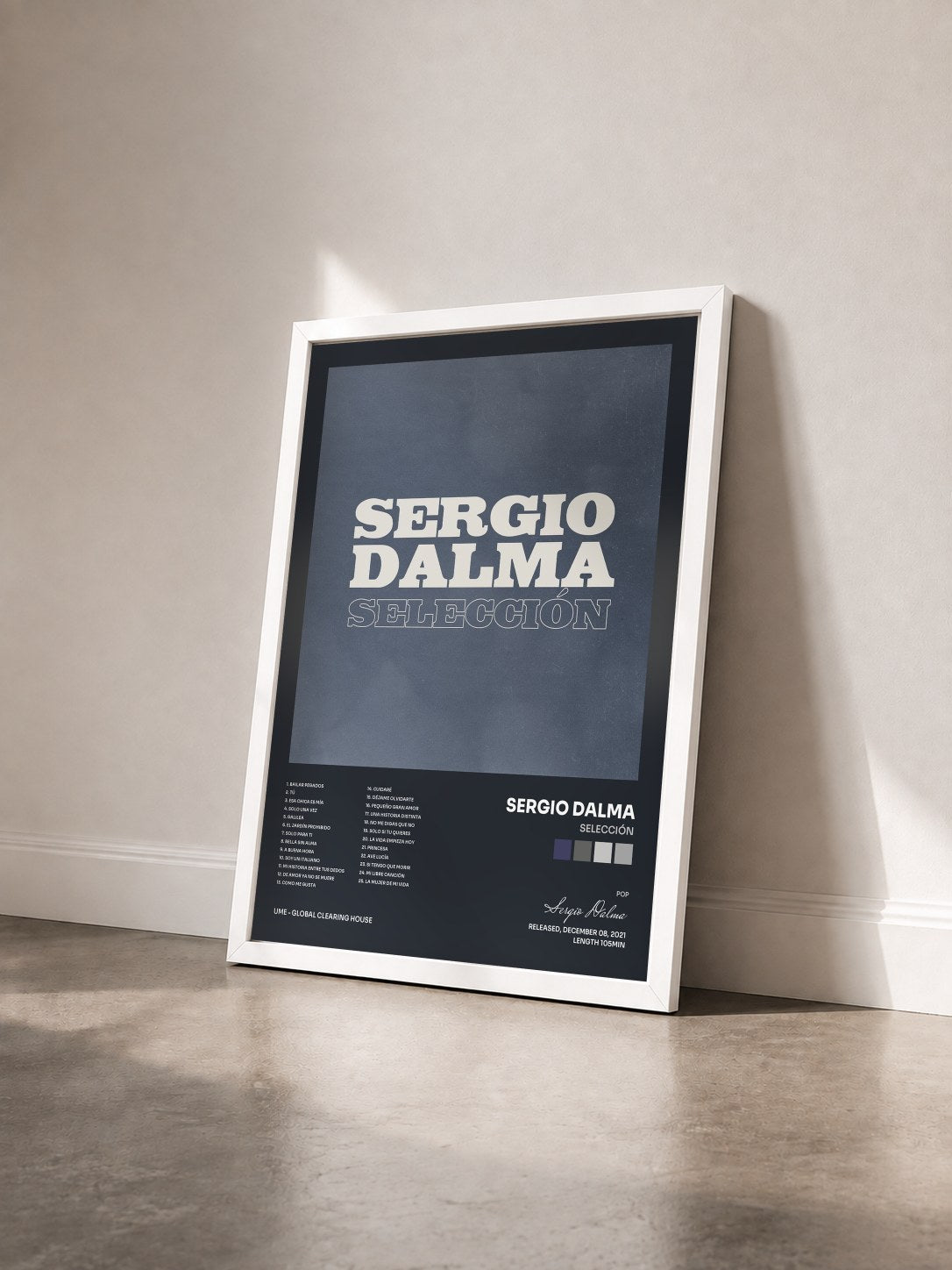 #blanc Tableau de l'album Selección de Sergio Dalma vu de trois quarts, cadre blanc