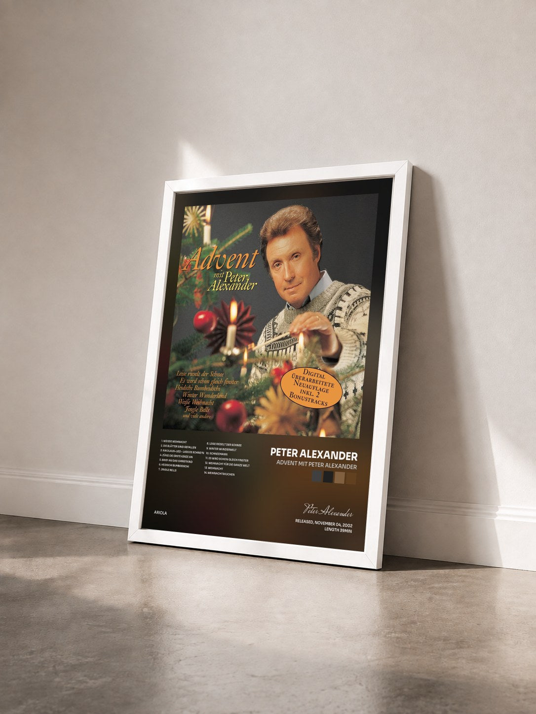 #blanc Tableau de l'album Advent mit Peter Alexander de Peter Alexander vu de trois quarts, cadre blanc