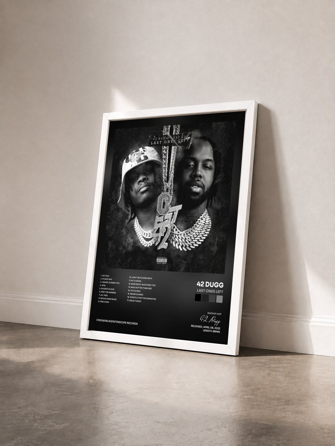 #blanc Tableau de l'album Last Ones Left de 42 Dugg vu de trois quarts, cadre blanc