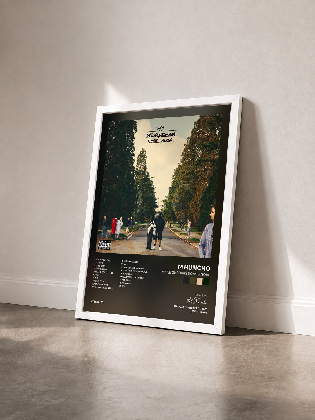 #blanc Tableau de l'album my neighbours don't know. de M Huncho vu de trois quarts, cadre blanc