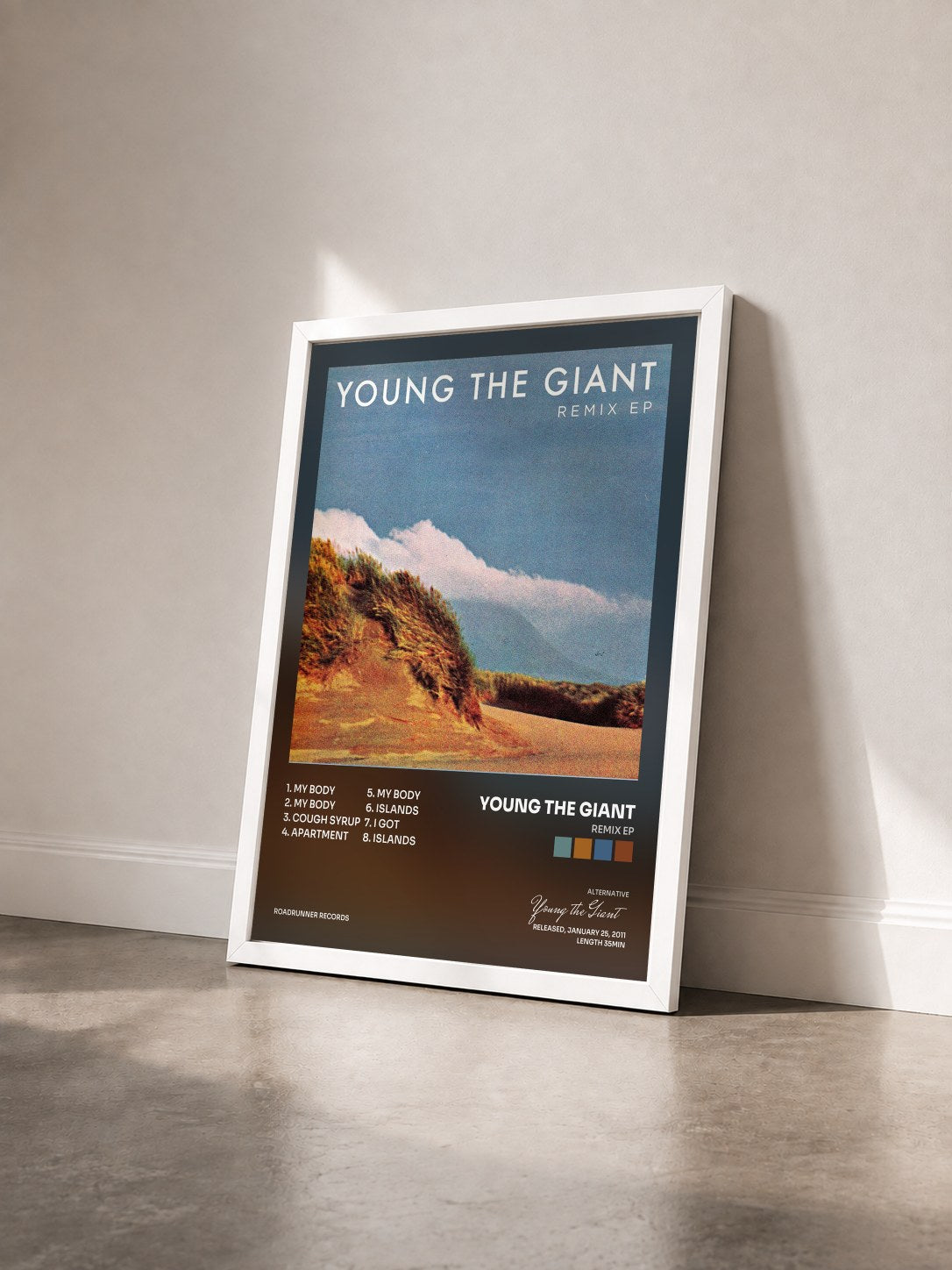 #blanc Tableau de l'album Remix EP de Young the Giant vu de trois quarts, cadre blanc