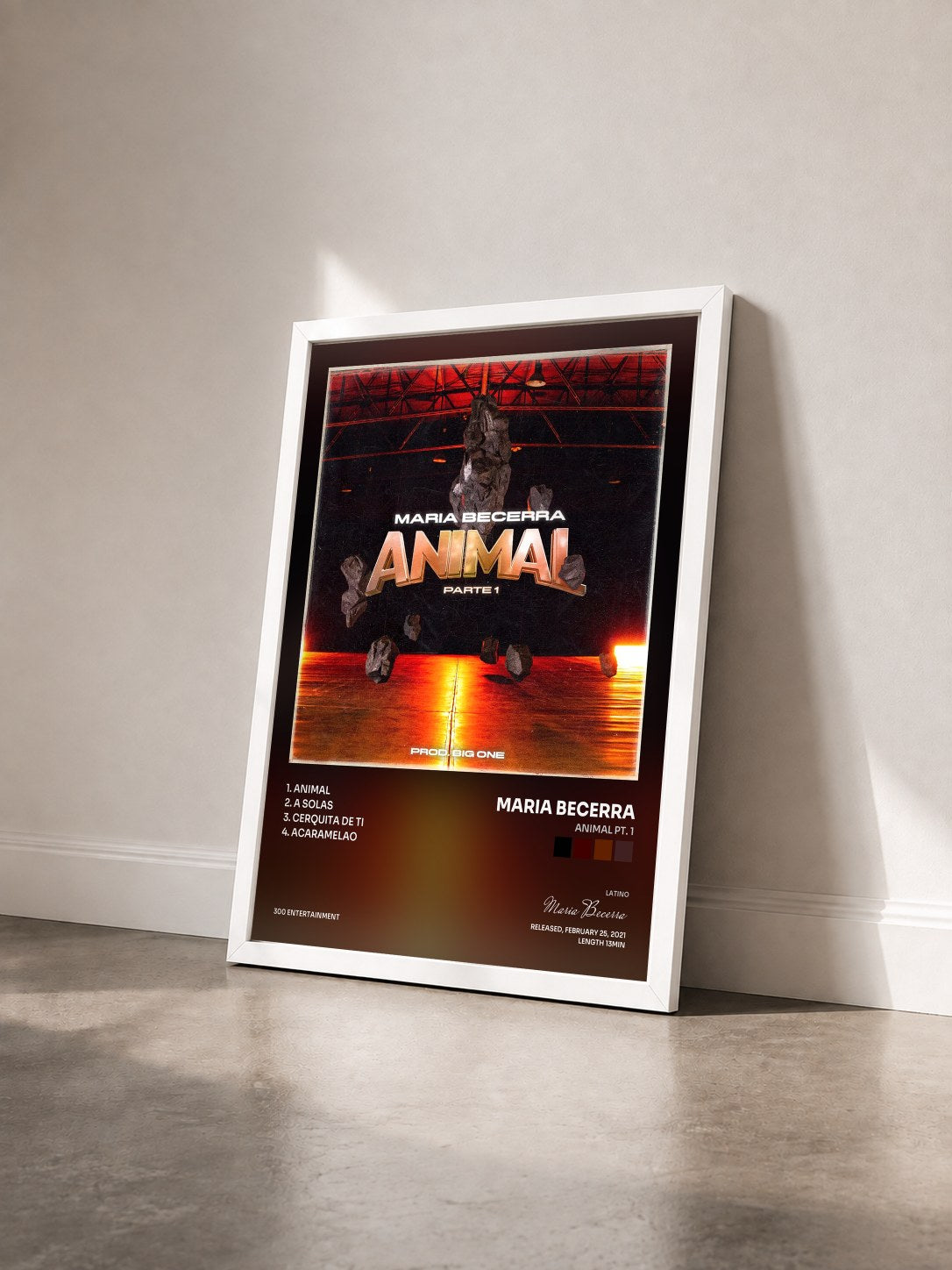 #blanc Tableau de l'album Animal Pt. 1 de Maria Becerra vu de trois quarts, cadre blanc