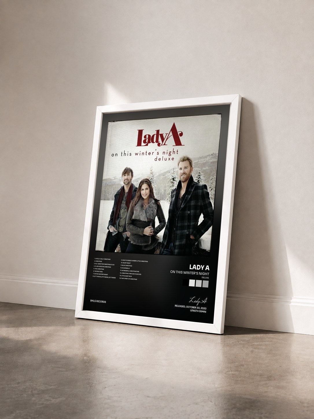 #blanc Tableau de l'album On This Winter's Night (Deluxe) de Lady A vu de trois quarts, cadre blanc