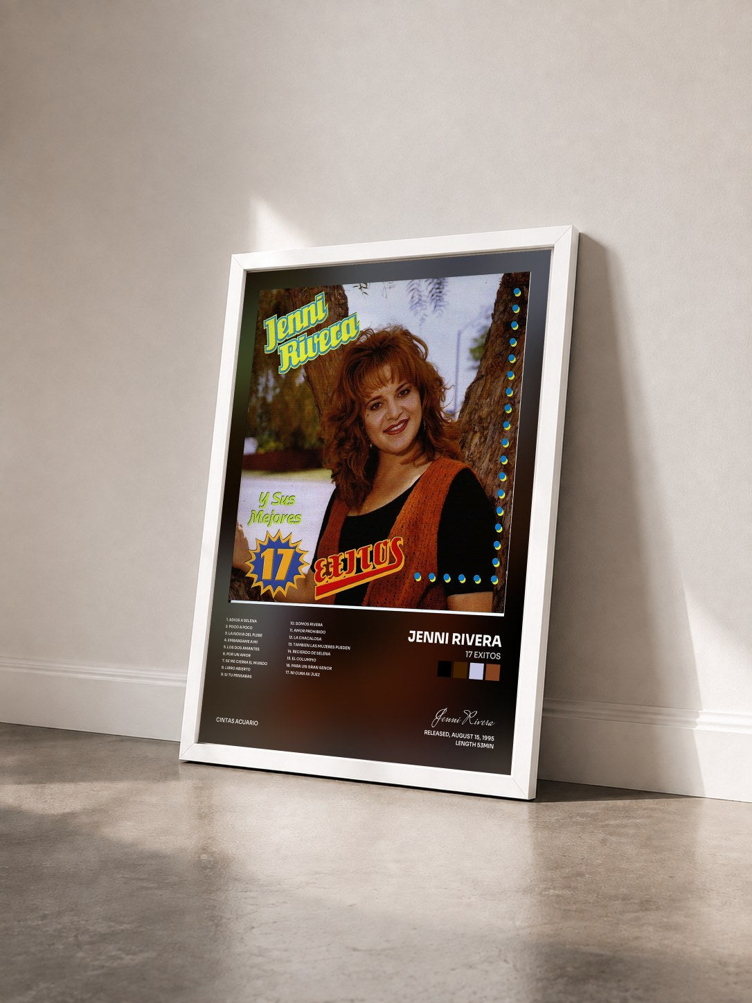 #blanc Tableau de l'album 17 Exitos de Jenni Rivera vu de trois quarts, cadre blanc