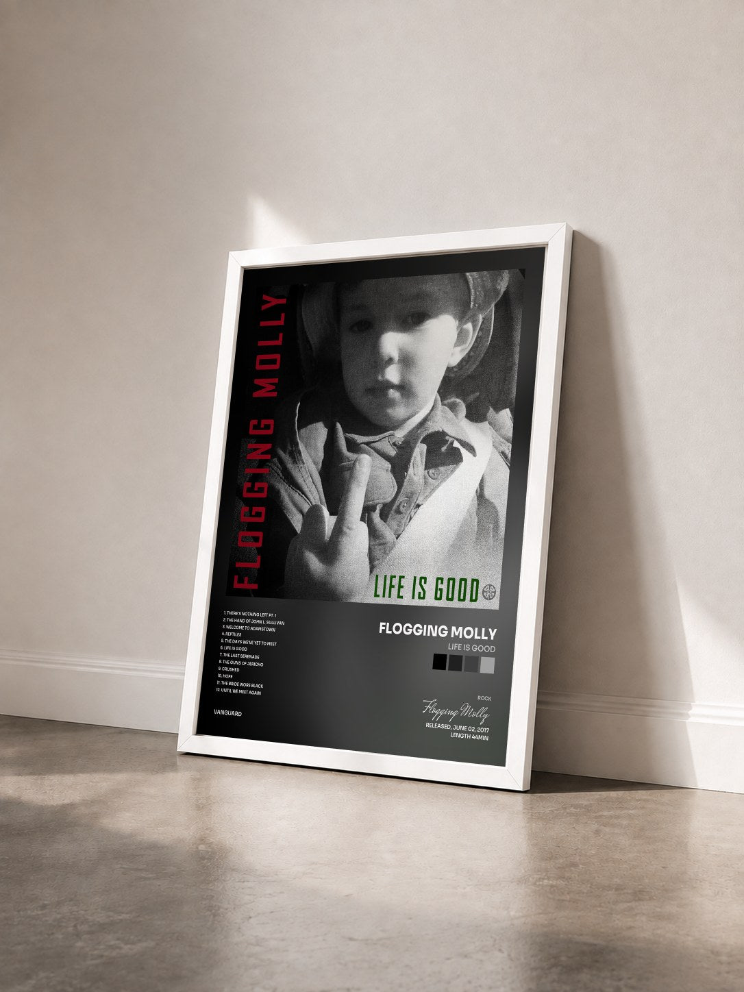 #blanc Tableau de l'album Life Is Good de Flogging Molly vu de trois quarts, cadre blanc