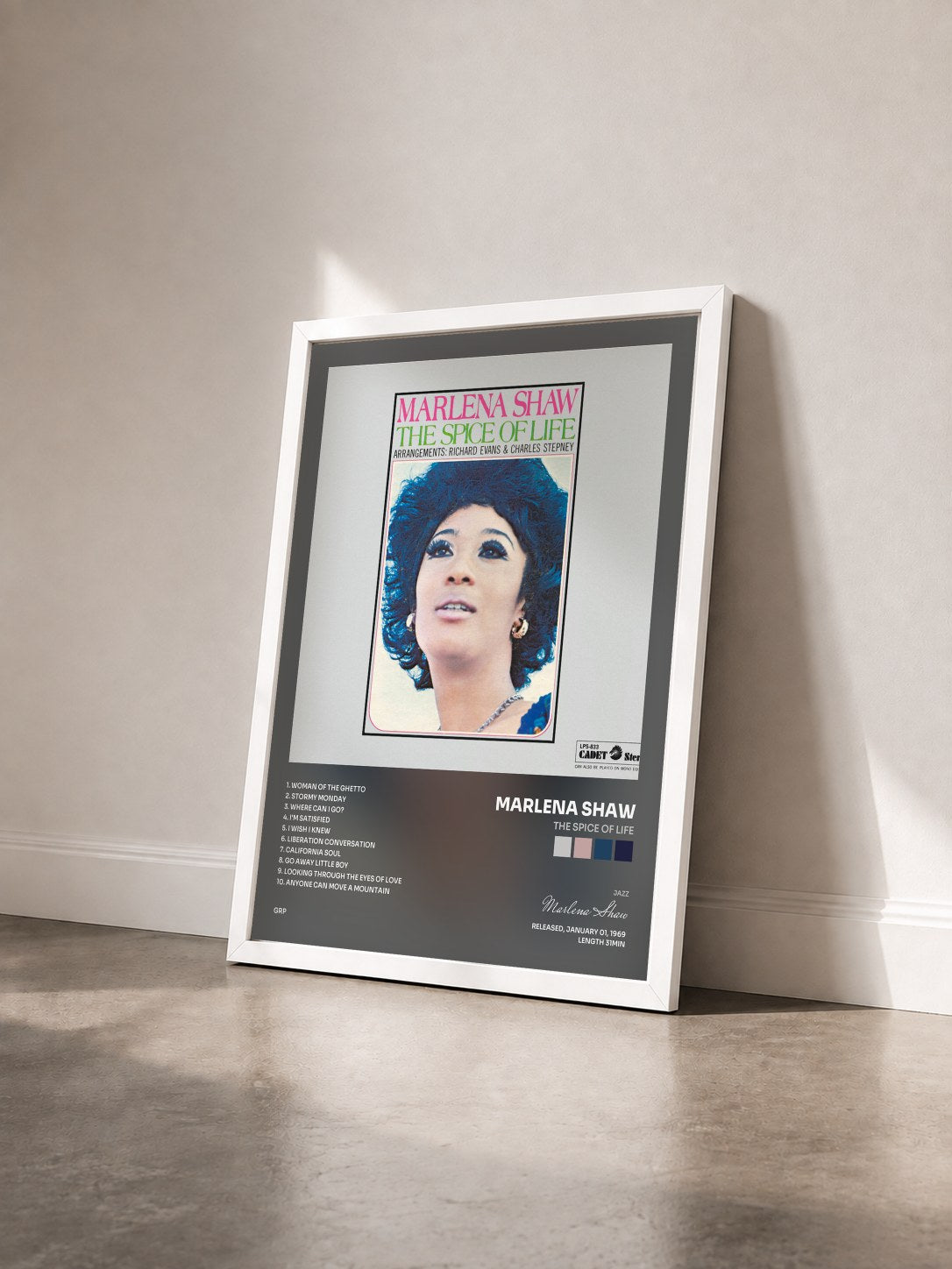 #blanc Tableau de l'album The Spice Of Life de Marlena Shaw vu de trois quarts, cadre blanc