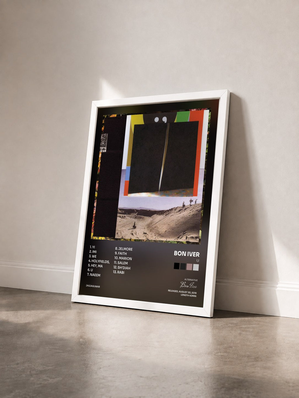 #blanc Tableau de l'album i,i de Bon Iver vu de trois quarts, cadre blanc