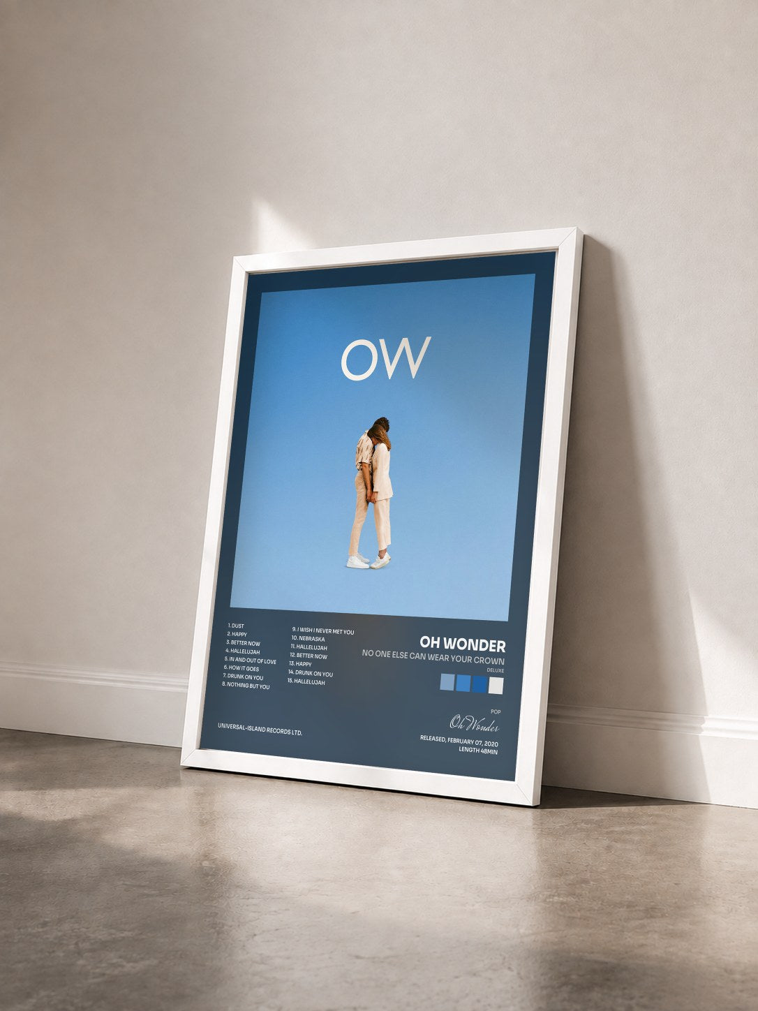 #blanc Tableau de l'album No One Else Can Wear Your Crown (Deluxe) de Oh Wonder vu de trois quarts, cadre blanc