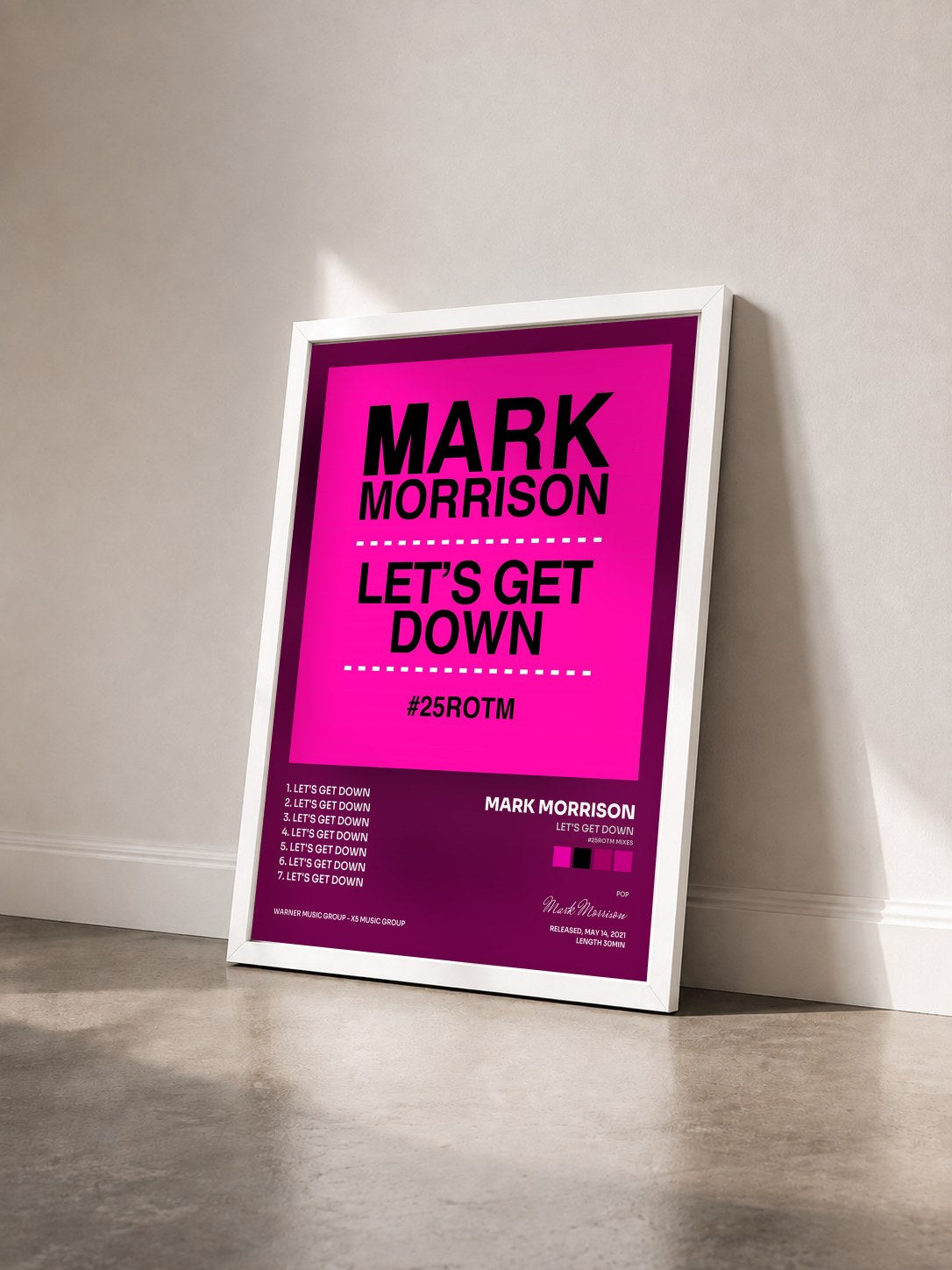 #blanc Tableau de l'album Let's Get Down (#25ROTM Mixes) de Mark Morrison vu de trois quarts, cadre blanc