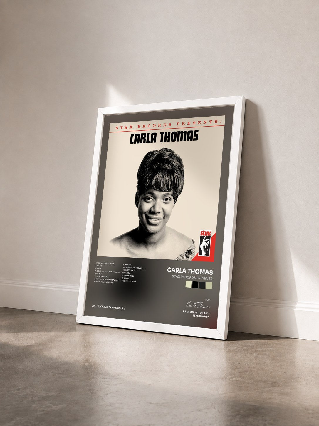 #blanc Tableau de l'album Stax Records Presents de Carla Thomas vu de trois quarts, cadre blanc