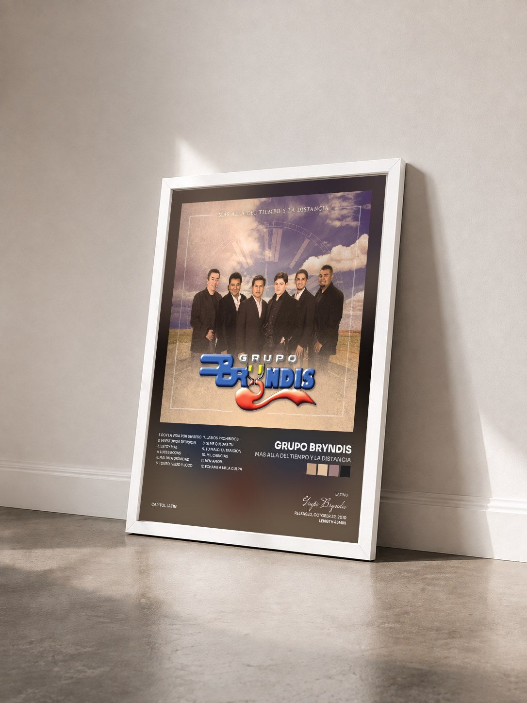 #blanc Tableau de l'album Mas Alla Del Tiempo Y La Distancia de Grupo Bryndis vu de trois quarts, cadre blanc