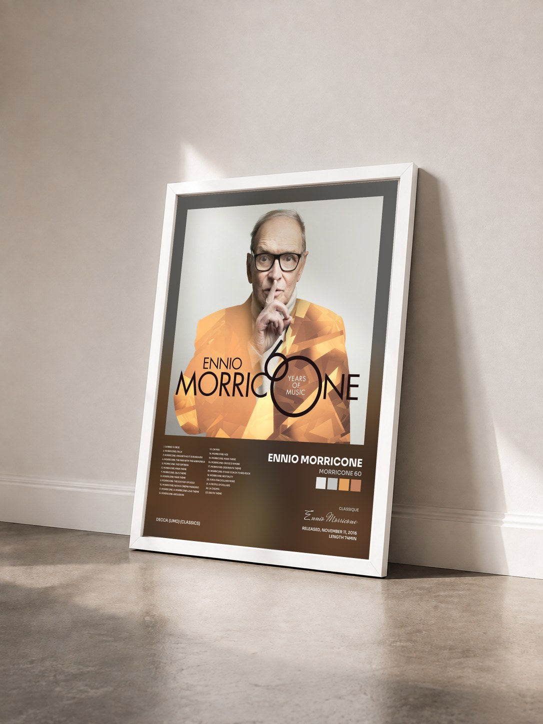 #blanc Tableau de l'album Morricone 60 de Ennio Morricone vu de trois quarts, cadre blanc