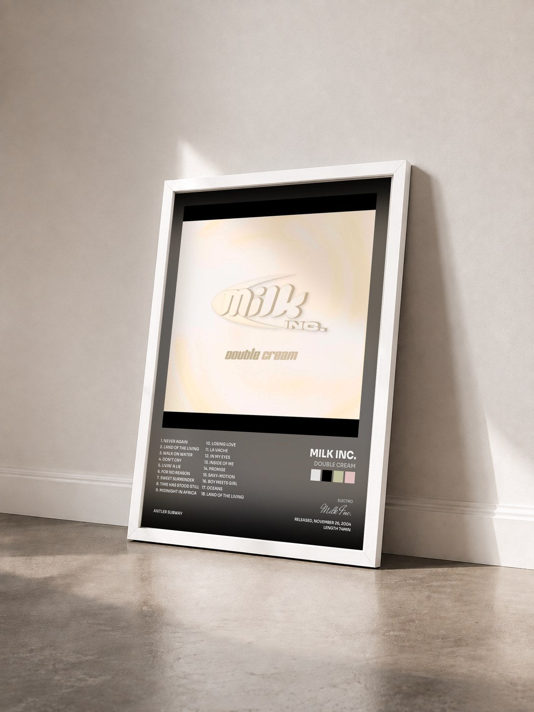 #blanc Tableau de l'album Double Cream de Milk Inc. vu de trois quarts, cadre blanc