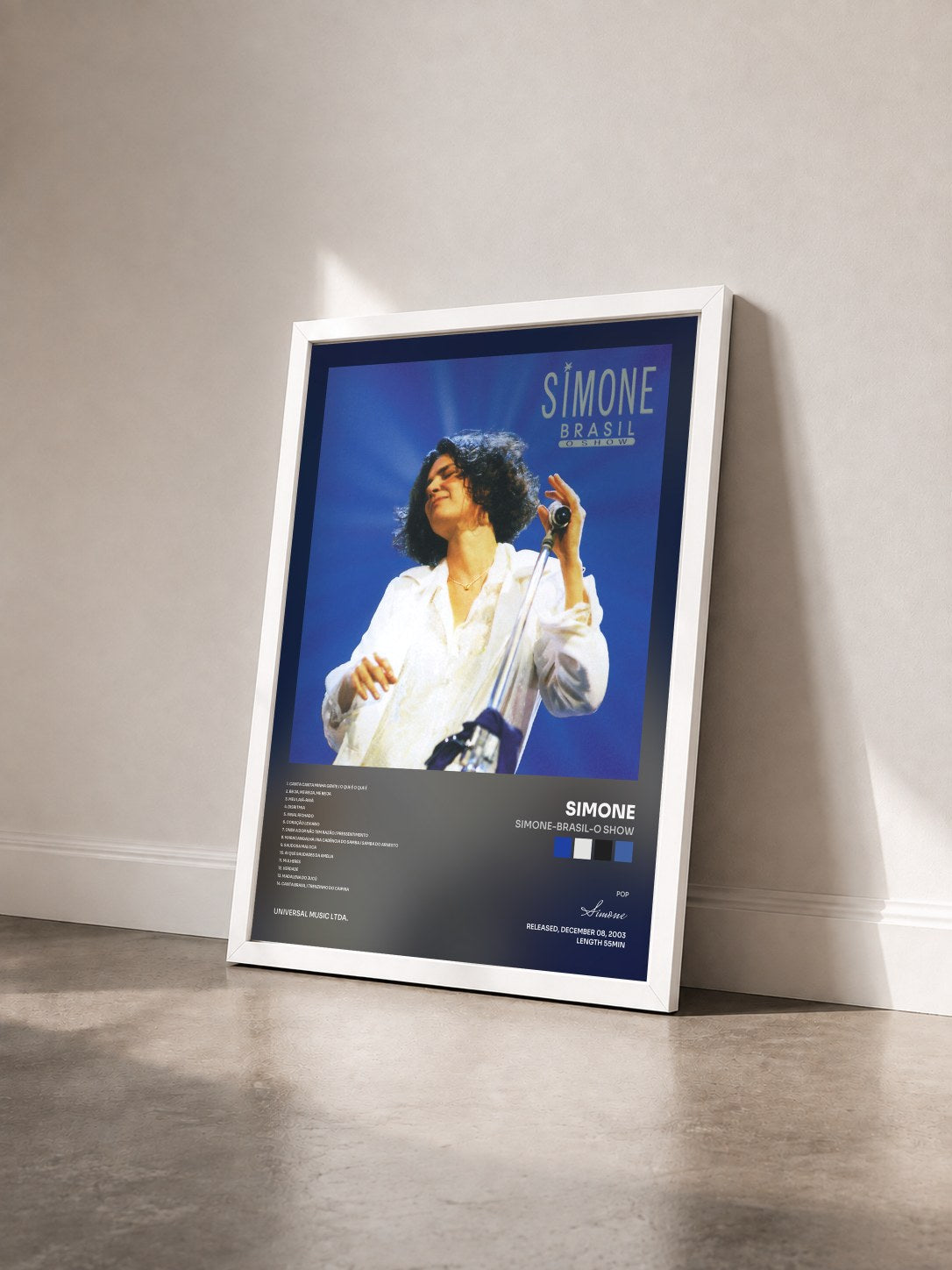 #blanc Tableau de l'album Simone-Brasil-O Show de Simone vu de trois quarts, cadre blanc