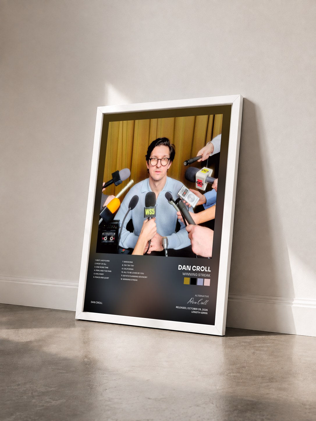 #blanc Tableau de l'album Winning Streak de Dan Croll vu de trois quarts, cadre blanc