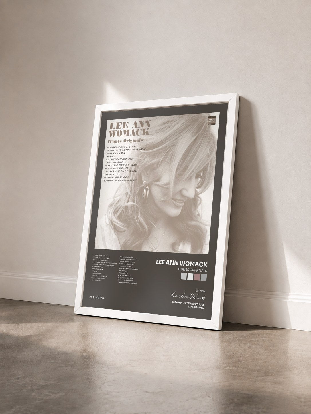 #blanc Tableau de l'album iTunes Originals de Lee Ann Womack vu de trois quarts, cadre blanc