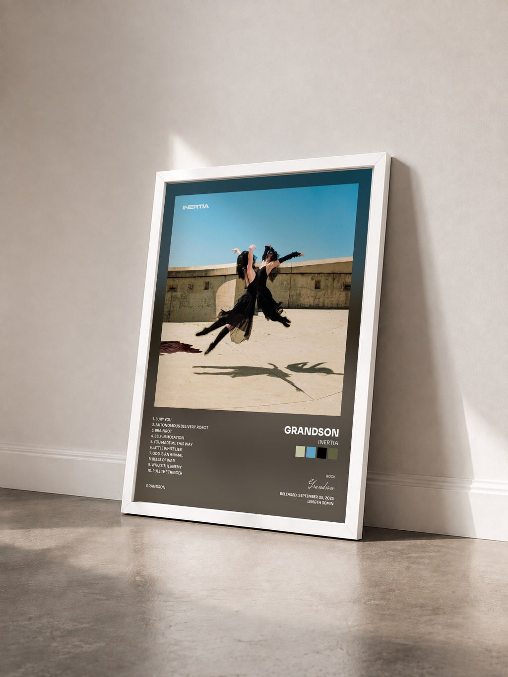 #blanc Tableau de l'album INERTIA de Grandson vu de trois quarts, cadre blanc