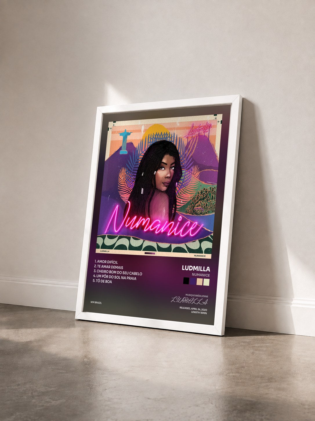 #blanc Tableau de l'album Numanice de LUDMILLA vu de trois quarts, cadre blanc