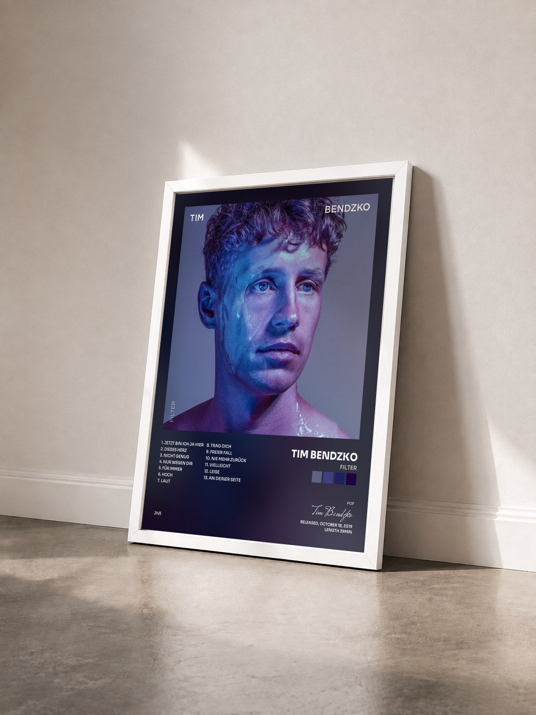 #blanc Tableau de l'album FILTER de Tim Bendzko vu de trois quarts, cadre blanc