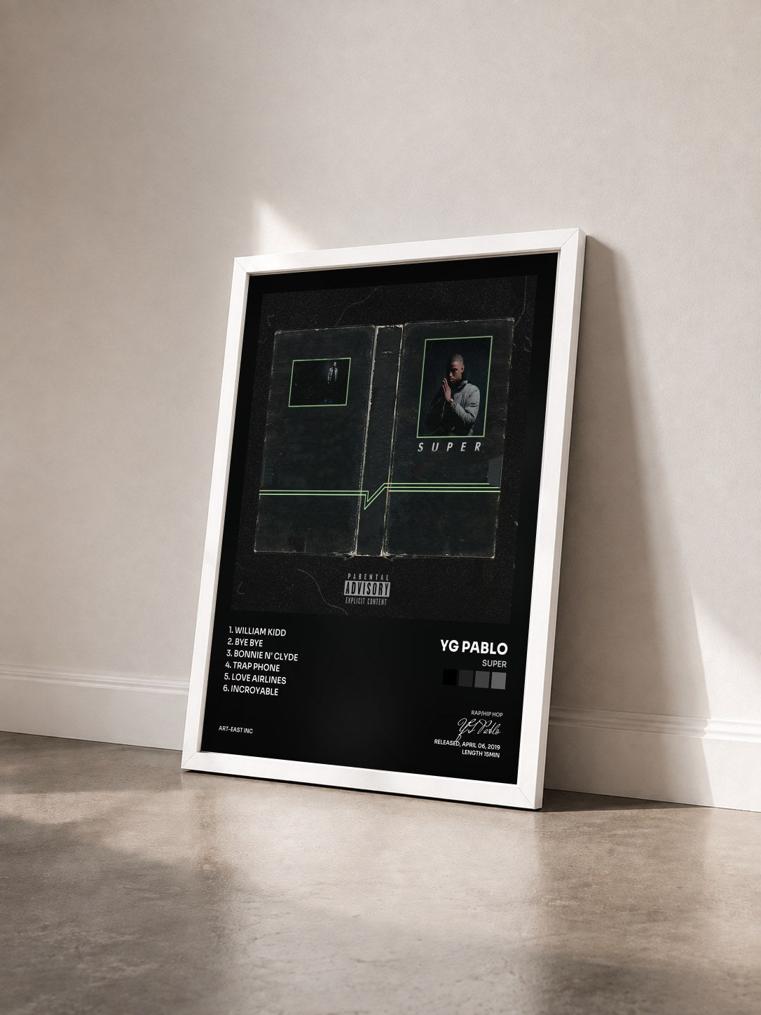 #blanc Tableau de l'album Super de YG Pablo vu de trois quarts, cadre blanc